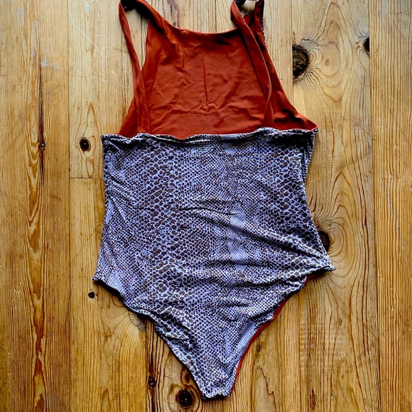 Swimsuit - Picture 2 of 2